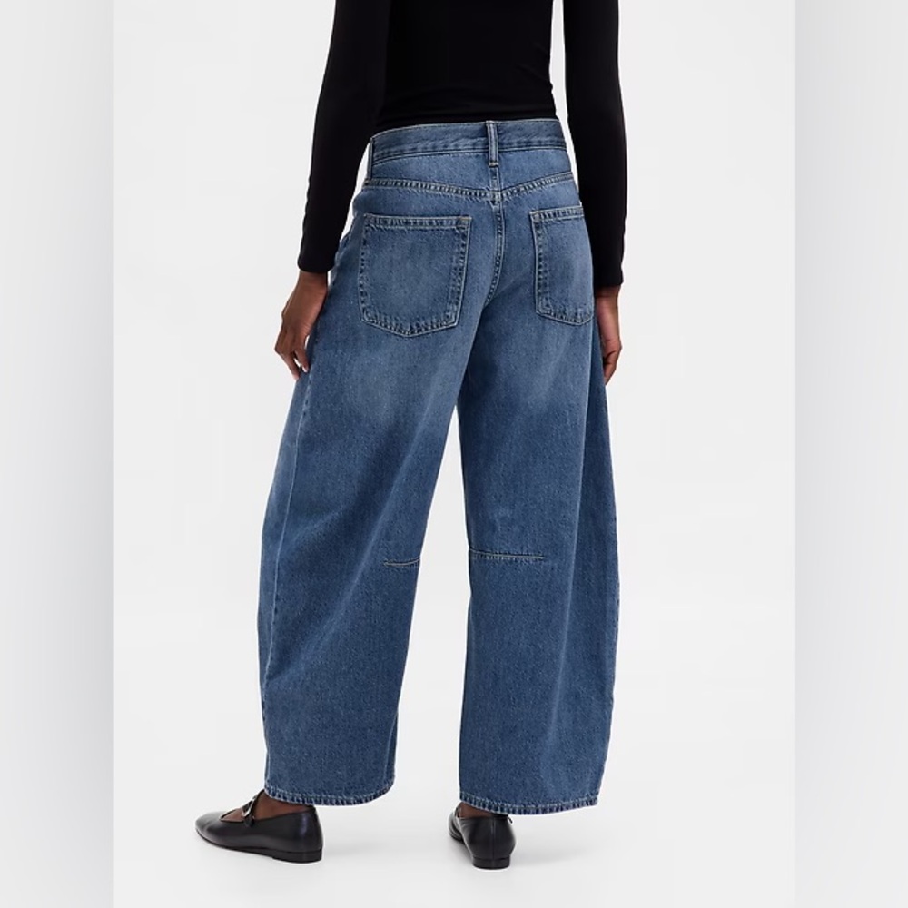 GAP High Rise Horseshoe Jeans - Picture 7 of 15
